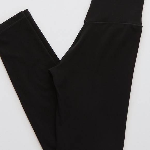 OFFLINE By Aerie Real Me High Waisted Crossover Legging - Black XXS - Picture 6 of 12